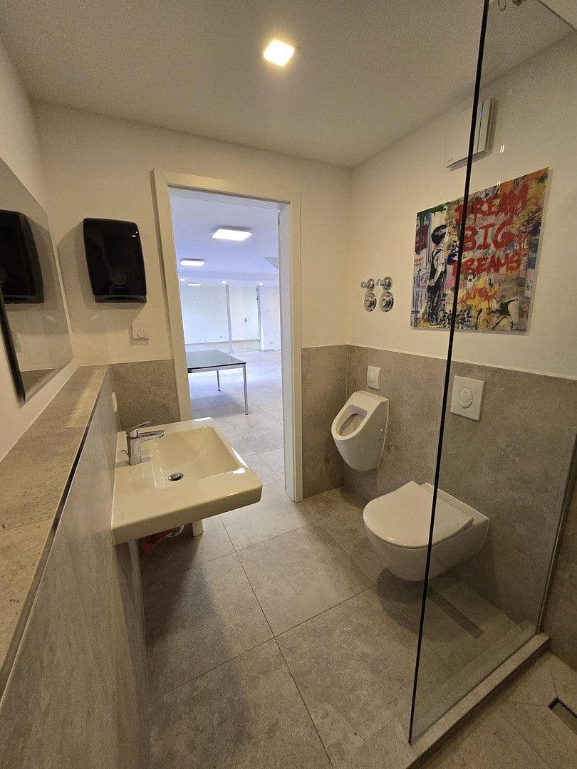 Pronájem kanceláře 94 m², Wilhelmstraße 32, Dallgow-Döberitz, Braniborsko Pronájem kanceláře 94 m², Wilhelmstraße 32, Dallgow-Döberitz, Braniborsko
