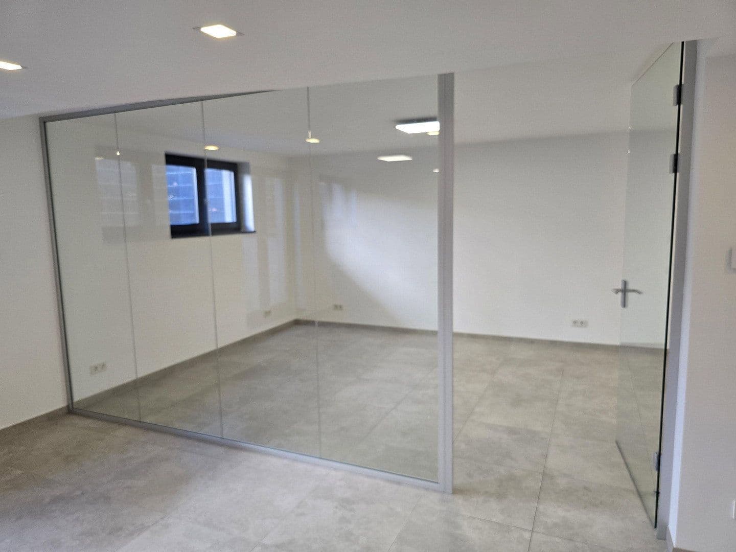 Pronájem kanceláře 94 m², Wilhelmstraße 32, Dallgow-Döberitz, Braniborsko Pronájem kanceláře 94 m², Wilhelmstraße 32, Dallgow-Döberitz, Braniborsko