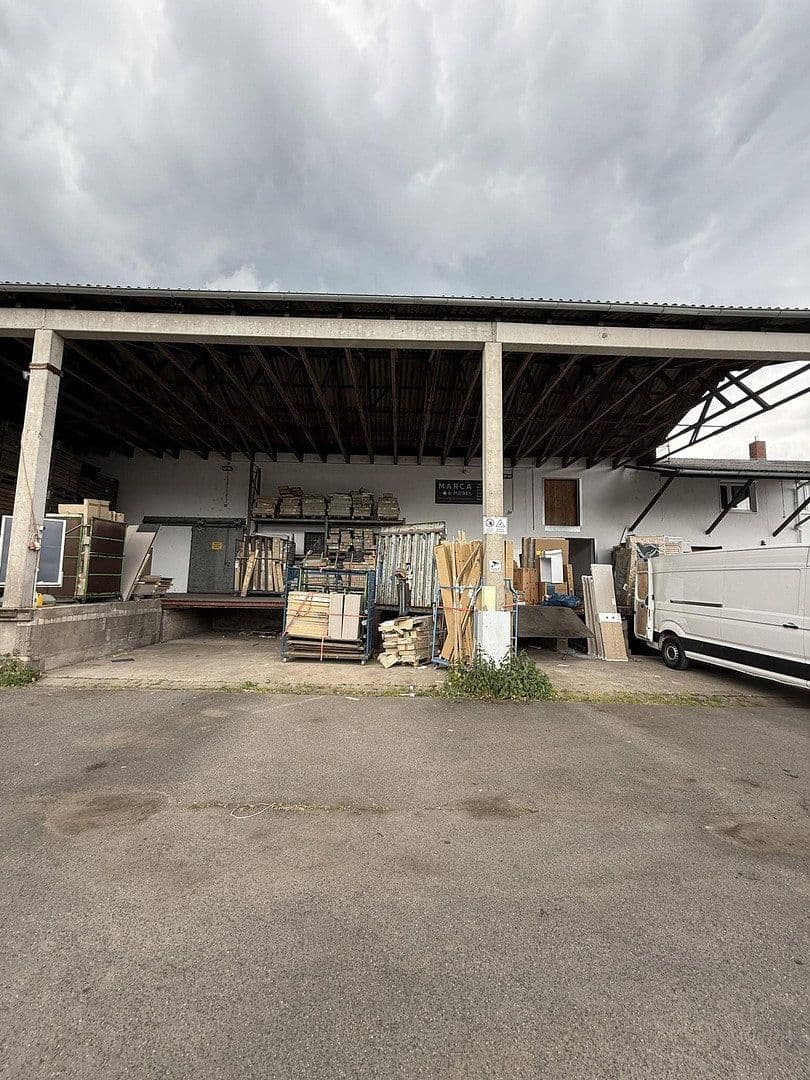 Pronájem nebytového prostoru 1.215 m², Klingenberg am Main, Bavorsko Pronájem nebytového prostoru 1.215 m², Klingenberg am Main, Bavorsko
