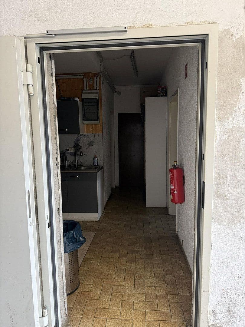 Pronájem nebytového prostoru 1.215 m², Klingenberg am Main, Bavorsko Pronájem nebytového prostoru 1.215 m², Klingenberg am Main, Bavorsko