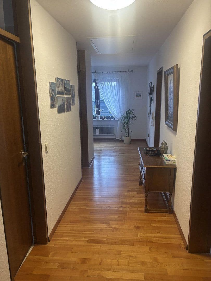 Prodej domu 230 m², pozemek 459 m², Ostfildern, Bádensko-Württembersko Prodej domu 230 m², pozemek 459 m², Ostfildern, Bádensko-Württembersko