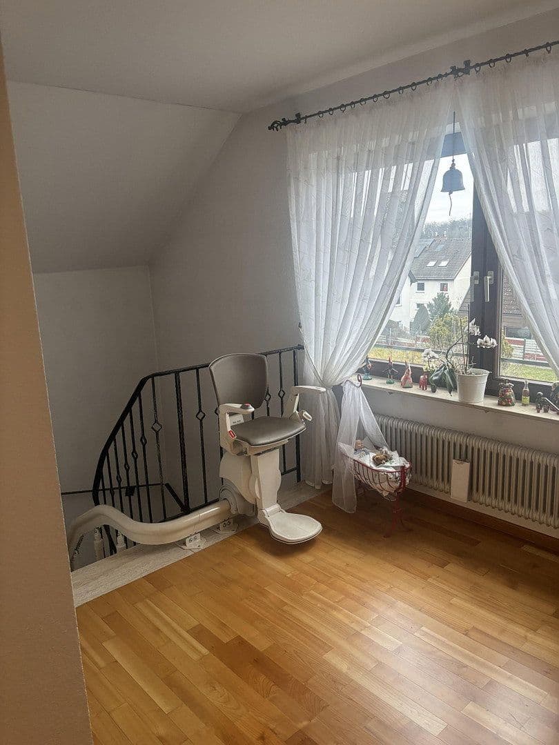 Prodej domu 230 m², pozemek 459 m², Ostfildern, Bádensko-Württembersko Prodej domu 230 m², pozemek 459 m², Ostfildern, Bádensko-Württembersko
