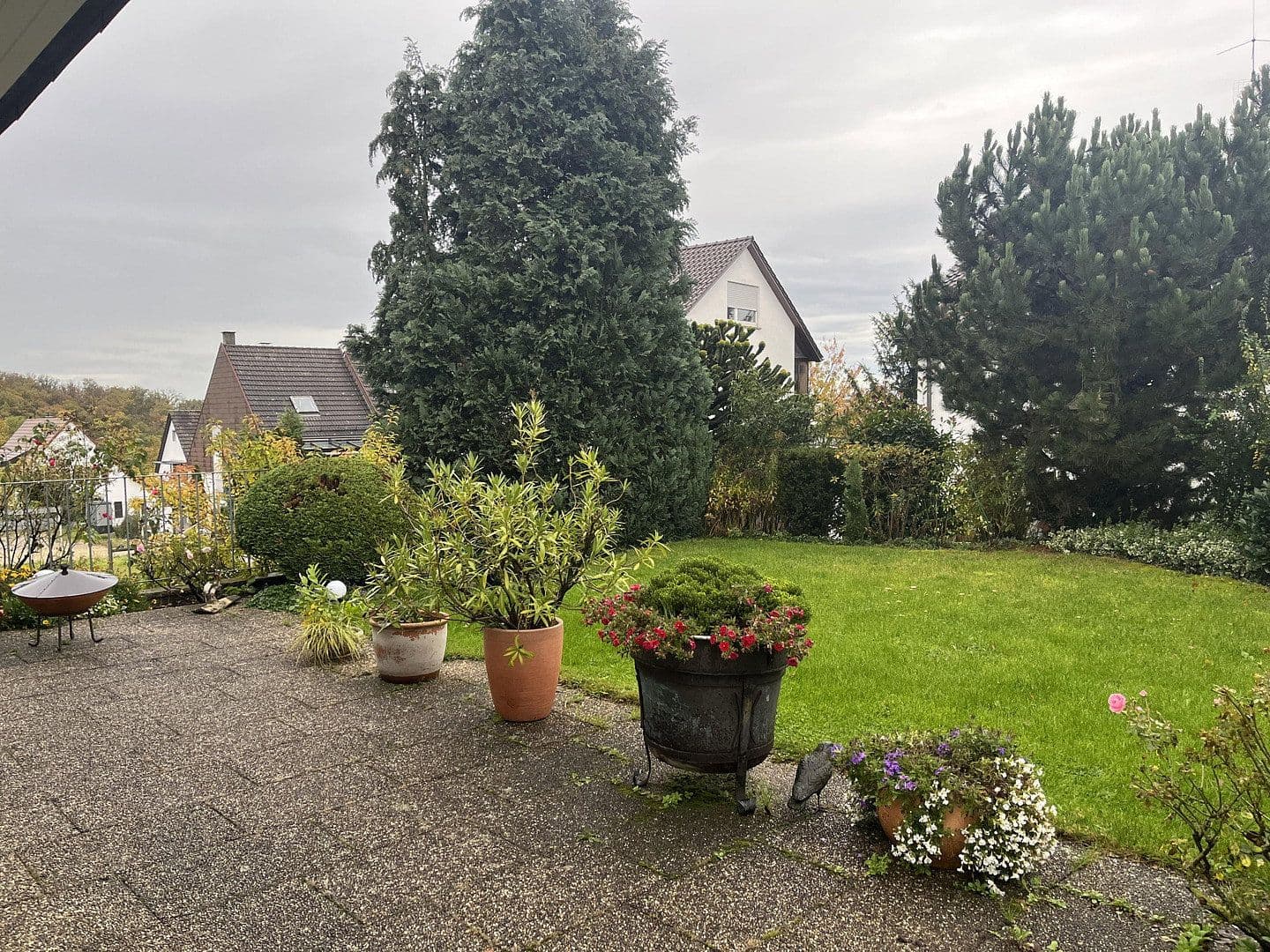 Prodej domu 230 m², pozemek 459 m², Ostfildern, Bádensko-Württembersko Prodej domu 230 m², pozemek 459 m², Ostfildern, Bádensko-Württembersko
