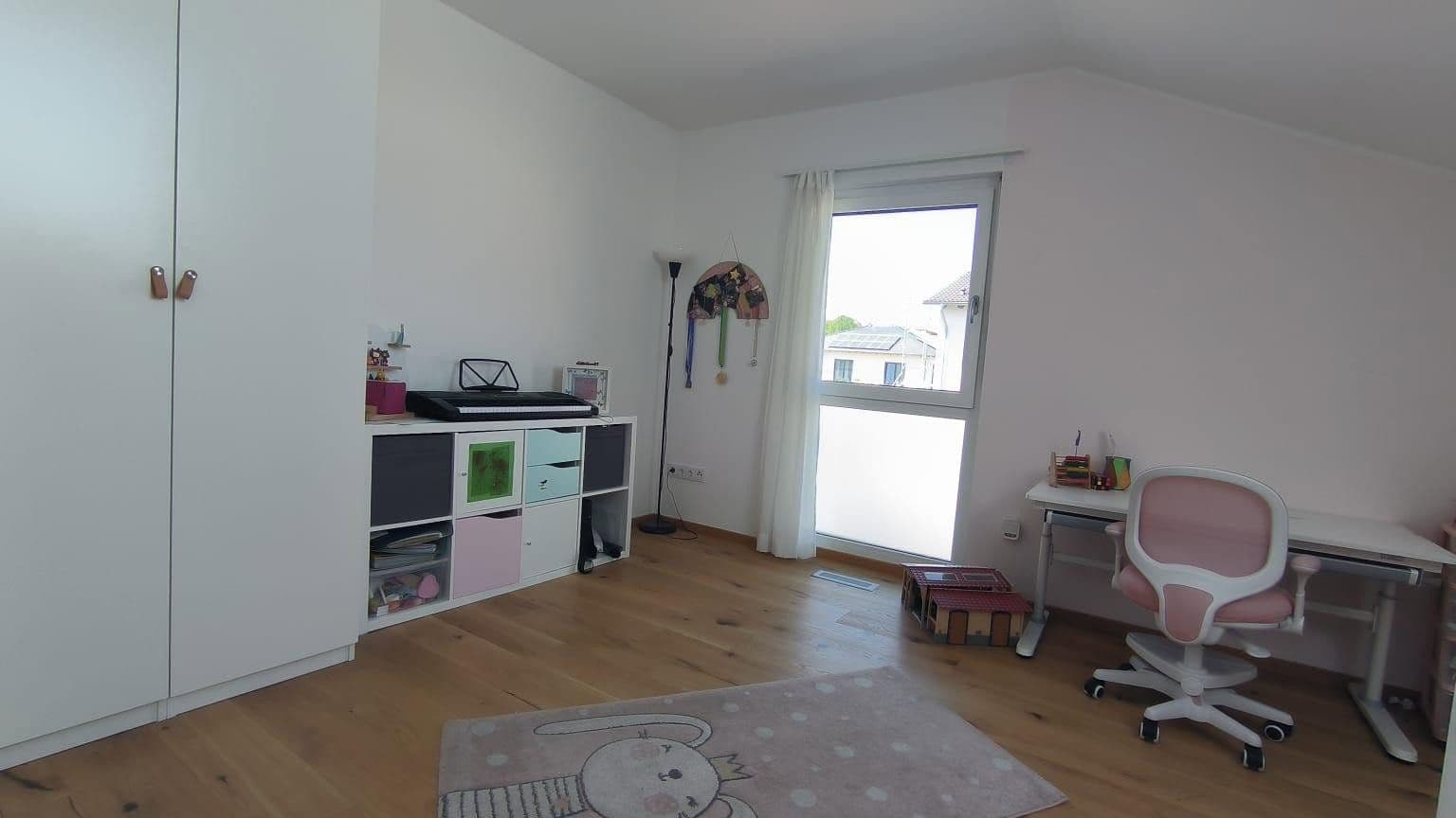 Prodej domu 156 m², pozemek 543 m², Sandbühl 22, Bingen, Bádensko-Württembersko Prodej domu 156 m², pozemek 543 m², Sandbühl 22, Bingen, Bádensko-Württembersko