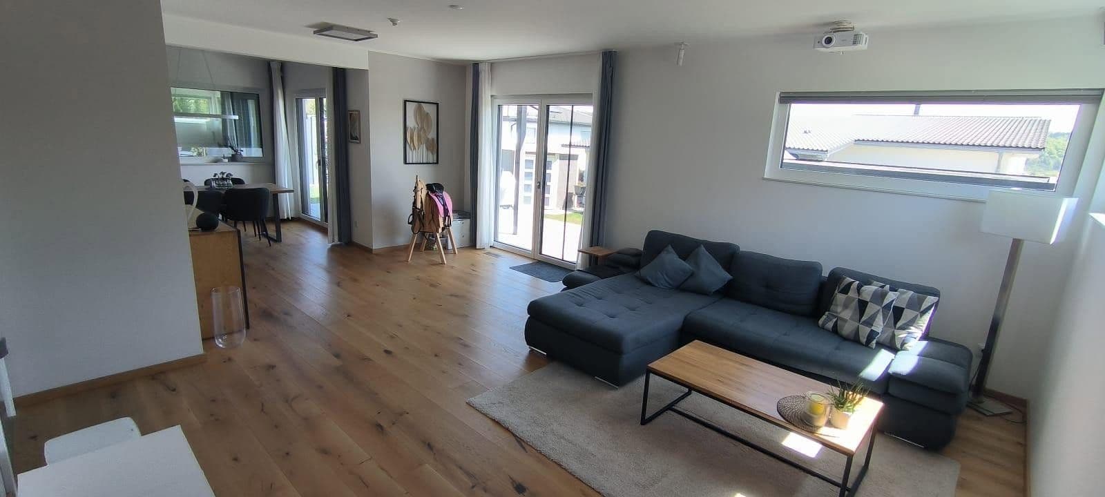 Prodej domu 156 m², pozemek 543 m², Sandbühl 22, Bingen, Bádensko-Württembersko Prodej domu 156 m², pozemek 543 m², Sandbühl 22, Bingen, Bádensko-Württembersko