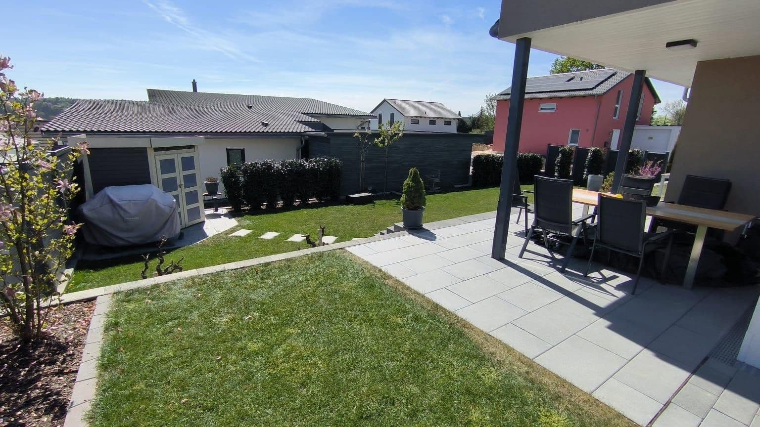 Prodej domu 156 m², pozemek 543 m², Sandbühl 22, Bingen, Bádensko-Württembersko Prodej domu 156 m², pozemek 543 m², Sandbühl 22, Bingen, Bádensko-Württembersko