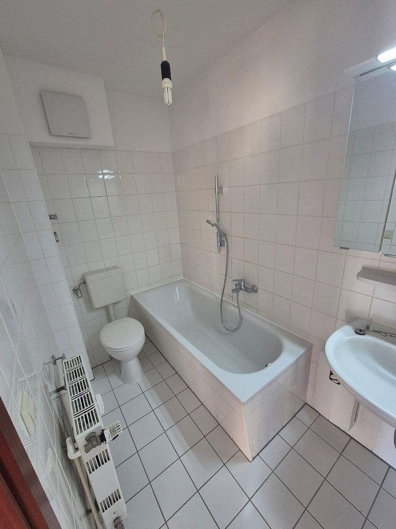 Pronájem bytu 2+1 58 m², Goethestraße 23, Radeberg, Sasko Pronájem bytu 2+1 58 m², Goethestraße 23, Radeberg, Sasko