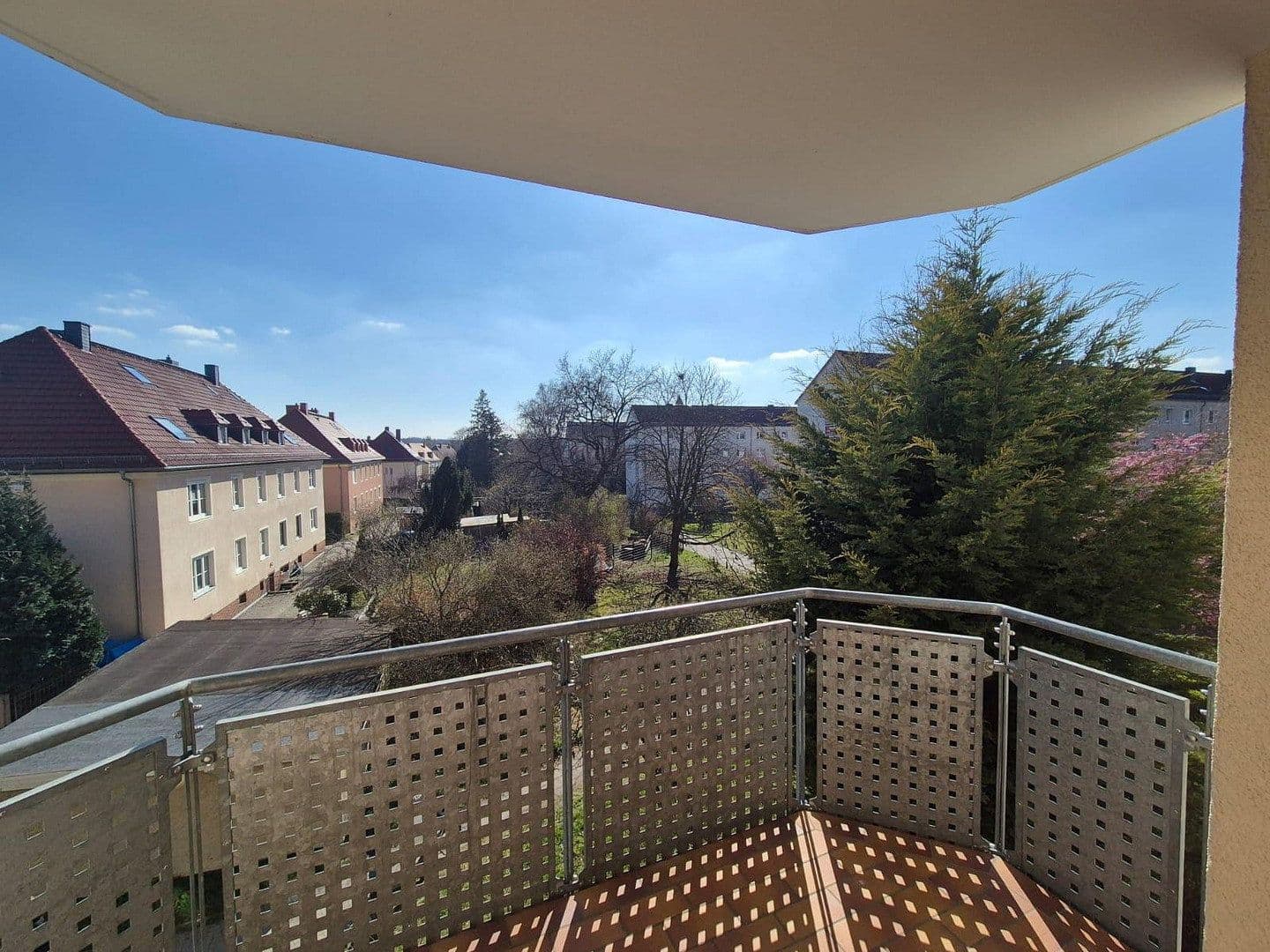 Pronájem bytu 2+1 58 m², Goethestraße 23, Radeberg, Sasko Pronájem bytu 2+1 58 m², Goethestraße 23, Radeberg, Sasko