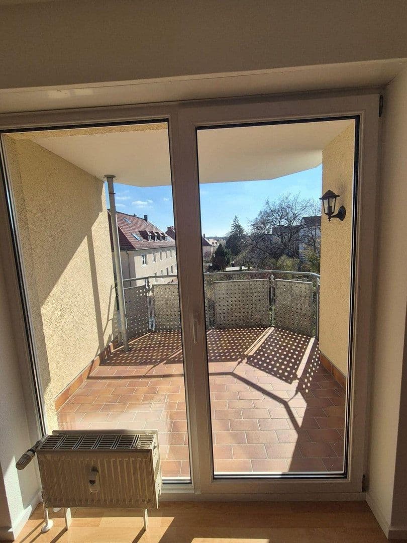 Pronájem bytu 2+1 58 m², Goethestraße 23, Radeberg, Sasko Pronájem bytu 2+1 58 m², Goethestraße 23, Radeberg, Sasko