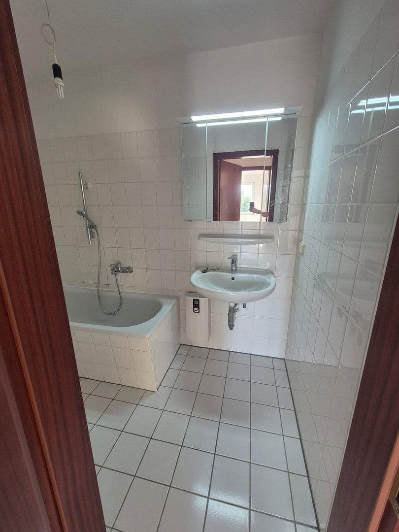 Pronájem bytu 2+1 58 m², Goethestraße 23, Radeberg, Sasko Pronájem bytu 2+1 58 m², Goethestraße 23, Radeberg, Sasko