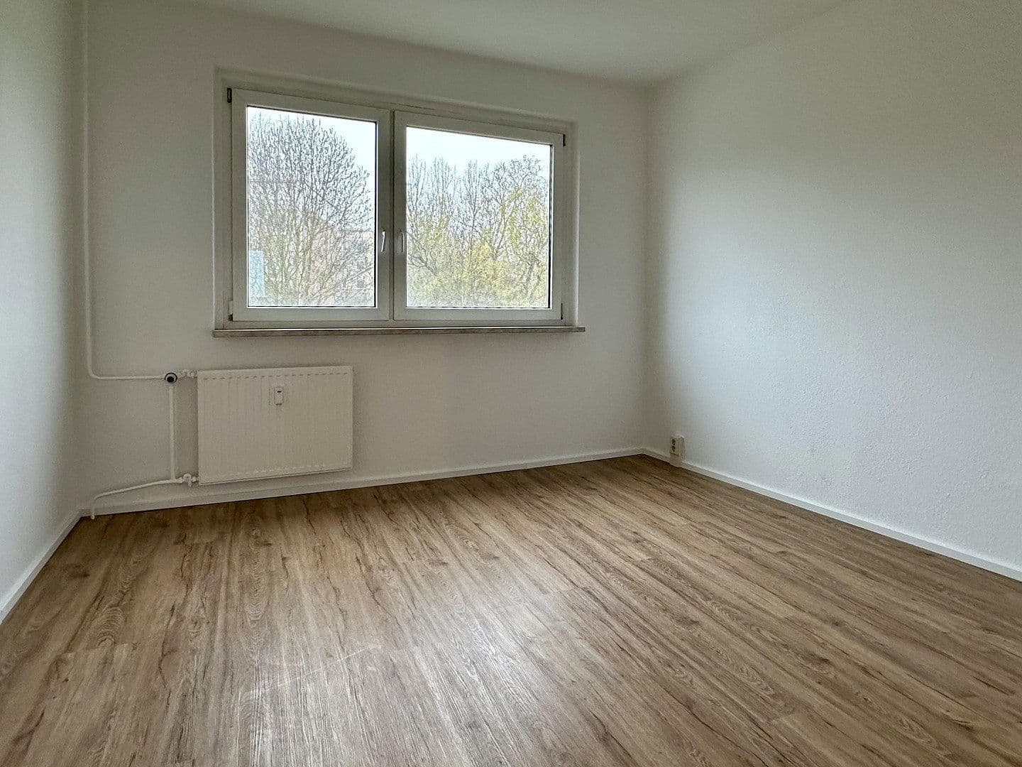 Pronájem bytu 3+1 66 m², Otto-Worms-Straße 15, Gera, Durynsko Pronájem bytu 3+1 66 m², Otto-Worms-Straße 15, Gera, Durynsko