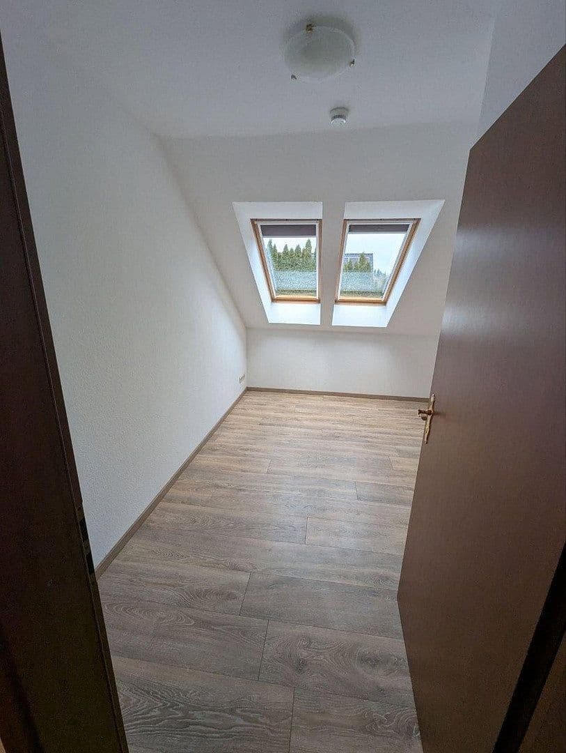 Pronájem bytu 3+1 84 m², Neuendorfer Weg 10a, Lütow, Mecklenburg-Vorpommern Pronájem bytu 3+1 84 m², Neuendorfer Weg 10a, Lütow, Mecklenburg-Vorpommern