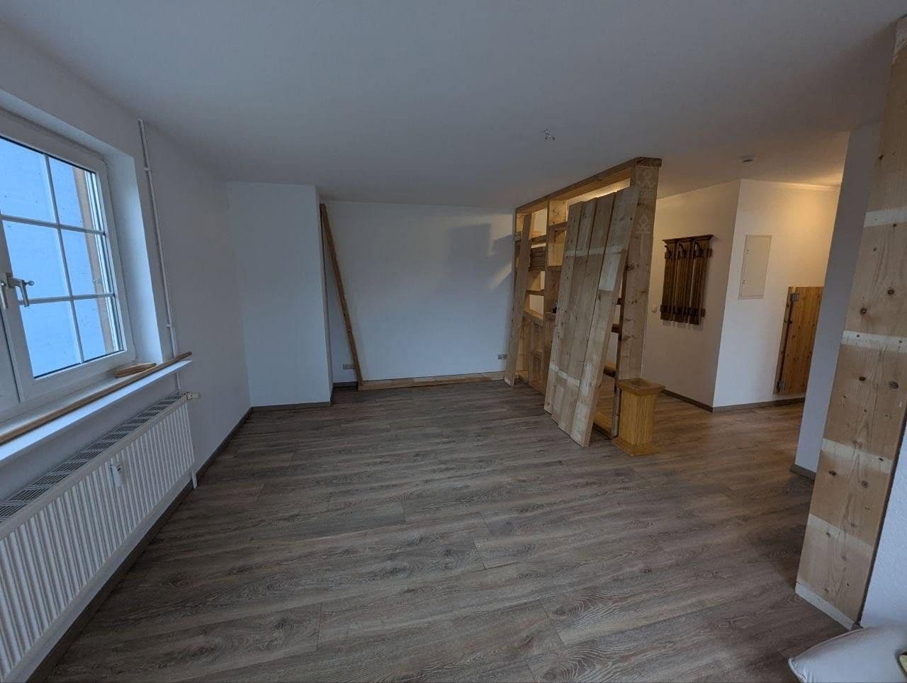 Pronájem bytu 3+1 84 m², Neuendorfer Weg 10a, Lütow, Mecklenburg-Vorpommern Pronájem bytu 3+1 84 m², Neuendorfer Weg 10a, Lütow, Mecklenburg-Vorpommern