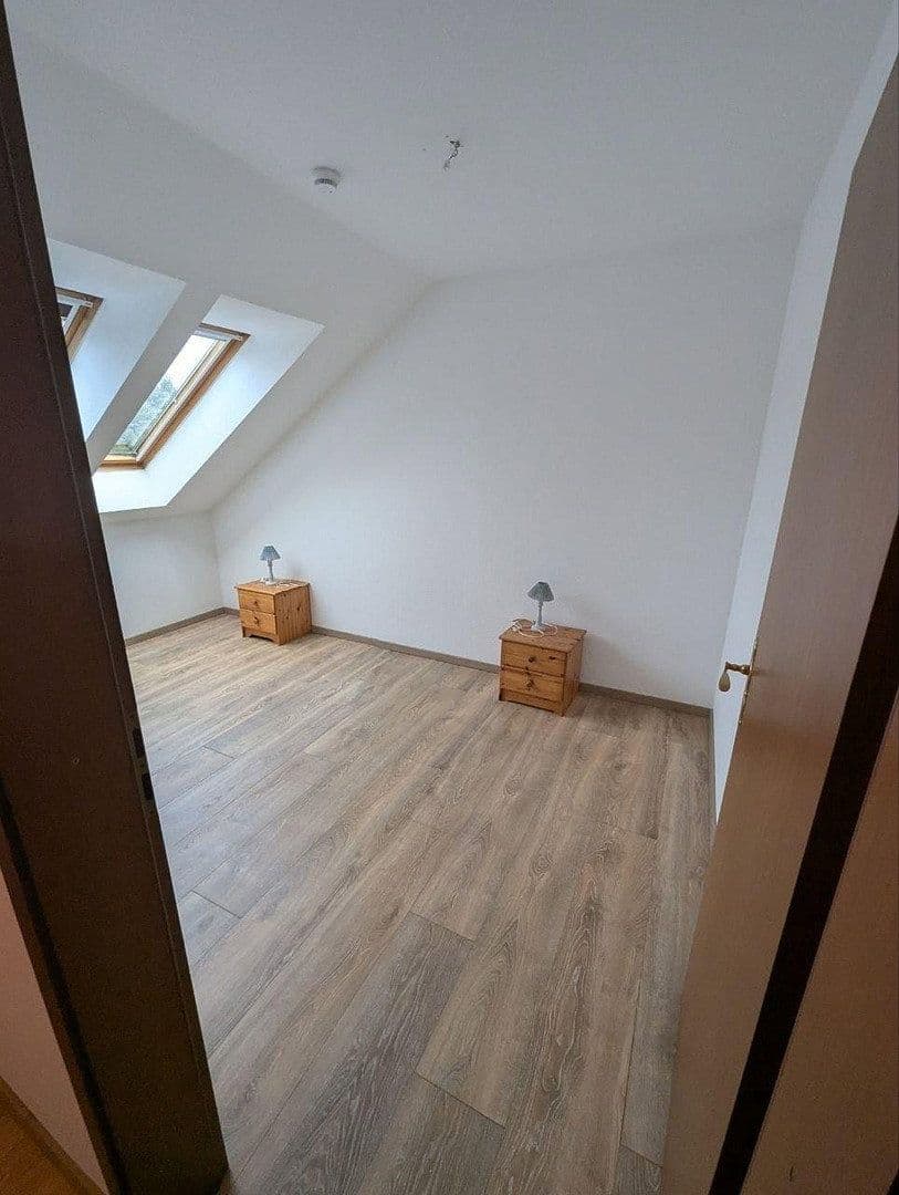 Pronájem bytu 3+1 84 m², Neuendorfer Weg 10a, Lütow, Mecklenburg-Vorpommern Pronájem bytu 3+1 84 m², Neuendorfer Weg 10a, Lütow, Mecklenburg-Vorpommern
