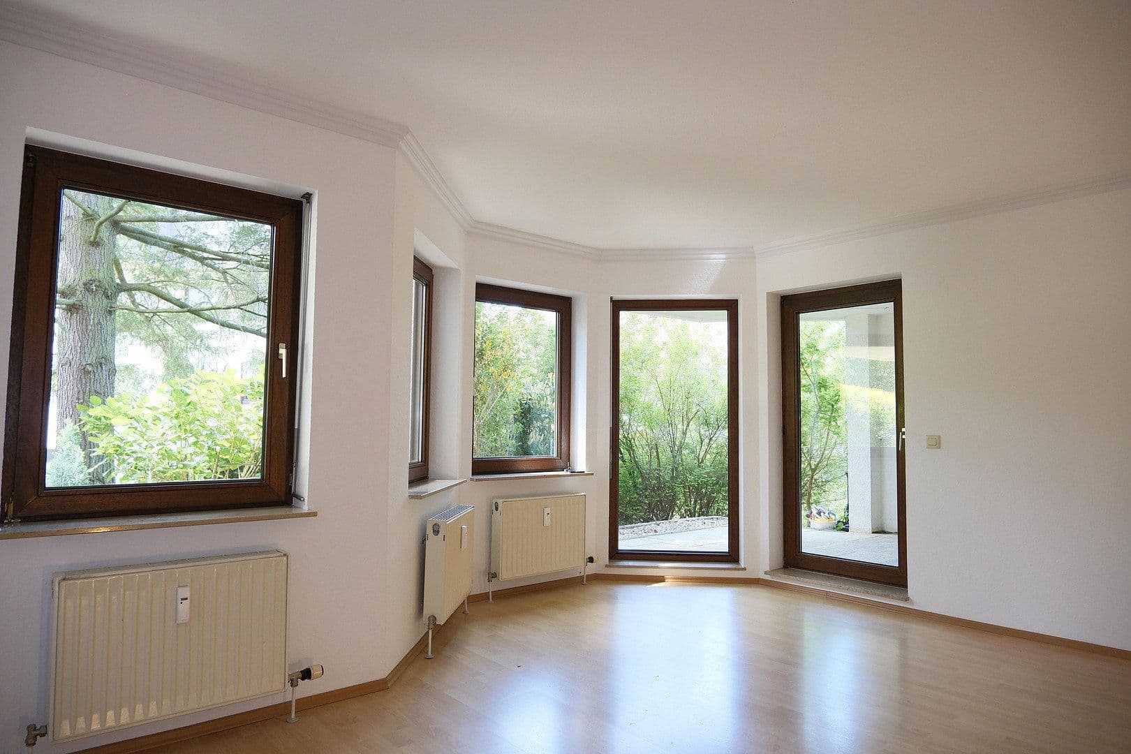 Prodej bytu 3+1 80 m², Alemannenstraße 19, Pforzheim, Bádensko-Württembersko Prodej bytu 3+1 80 m², Alemannenstraße 19, Pforzheim, Bádensko-Württembersko
