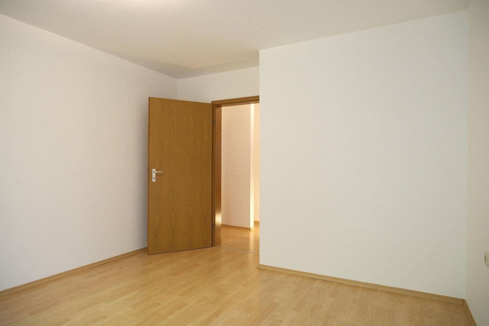 Prodej bytu 3+1 80 m², Alemannenstraße 19, Pforzheim, Bádensko-Württembersko Prodej bytu 3+1 80 m², Alemannenstraße 19, Pforzheim, Bádensko-Württembersko