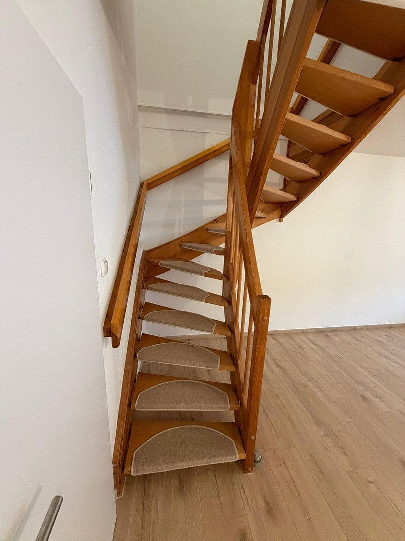 Pronájem bytu 2+kk 81 m², Geretsried, Bavorsko Pronájem bytu 2+kk 81 m², Geretsried, Bavorsko