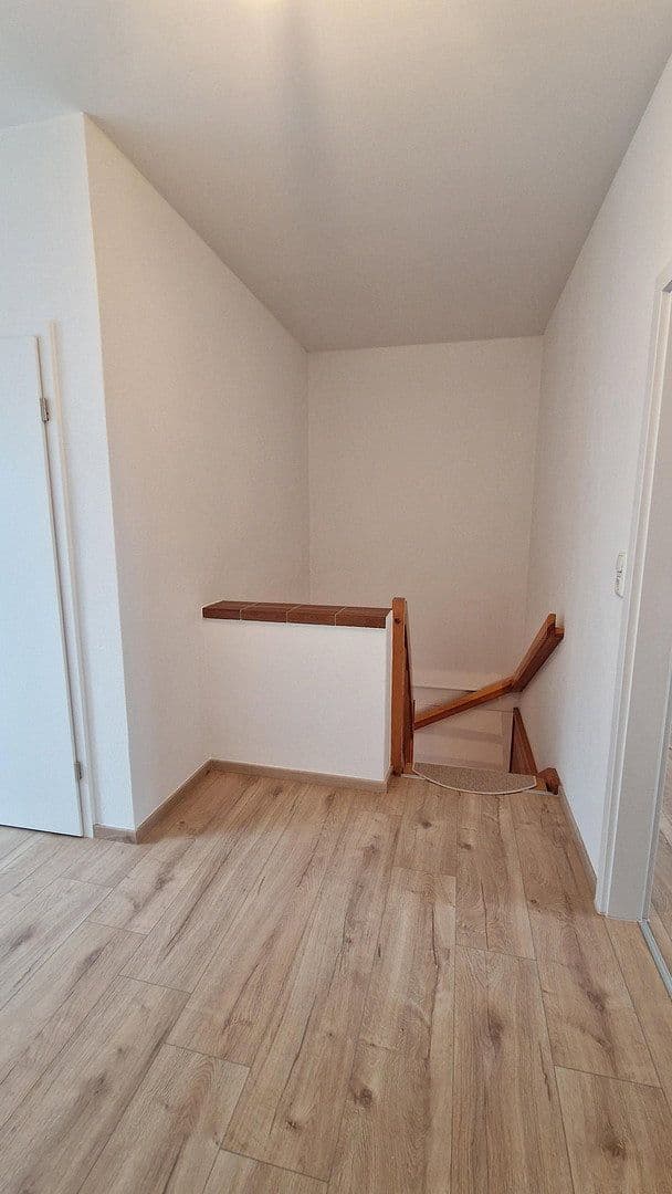 Pronájem bytu 2+kk 81 m², Geretsried, Bavorsko Pronájem bytu 2+kk 81 m², Geretsried, Bavorsko