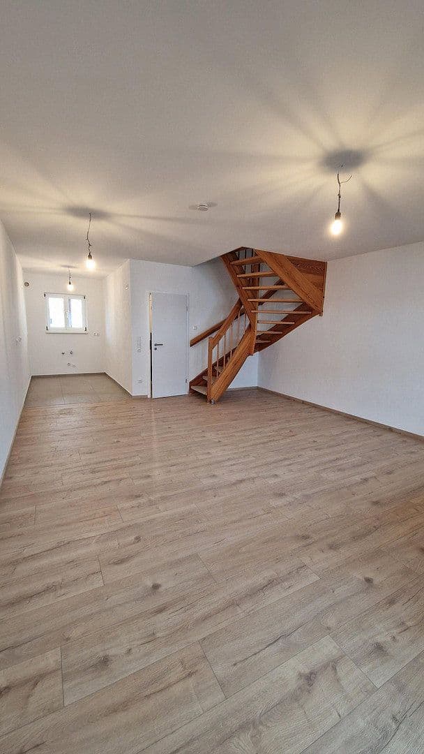Pronájem bytu 2+kk 81 m², Geretsried, Bavorsko Pronájem bytu 2+kk 81 m², Geretsried, Bavorsko