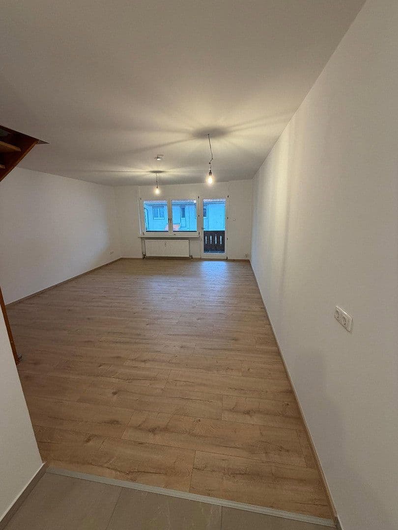 Pronájem bytu 2+kk 81 m², Geretsried, Bavorsko Pronájem bytu 2+kk 81 m², Geretsried, Bavorsko