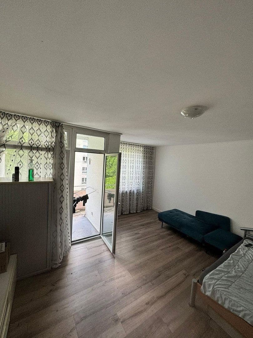 Prodej bytu 2+1 56 m², Gerhart-Hauptmann-Ring 123, Frankfurt am Main, Hessen Prodej bytu 2+1 56 m², Gerhart-Hauptmann-Ring 123, Frankfurt am Main, Hessen