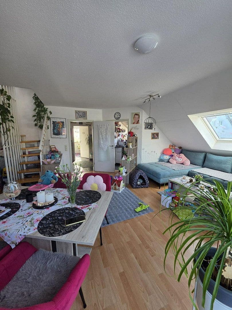 Pronájem bytu 3+1 70 m², Gotha, Durynsko Pronájem bytu 3+1 70 m², Gotha, Durynsko
