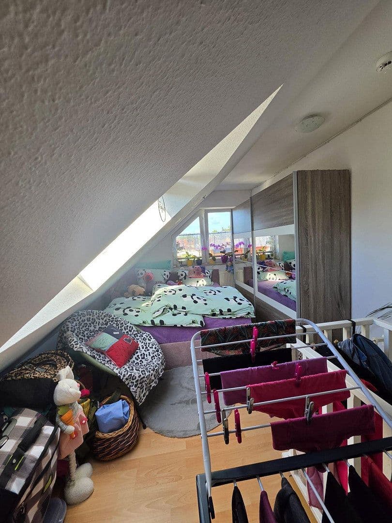 Pronájem bytu 3+1 70 m², Gotha, Durynsko Pronájem bytu 3+1 70 m², Gotha, Durynsko