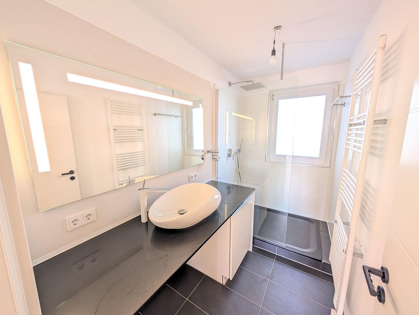 Prodej bytu 3+1 81 m², Saseler Chaussee 4a, Hamburg, Hamburg Prodej bytu 3+1 81 m², Saseler Chaussee 4a, Hamburg, Hamburg