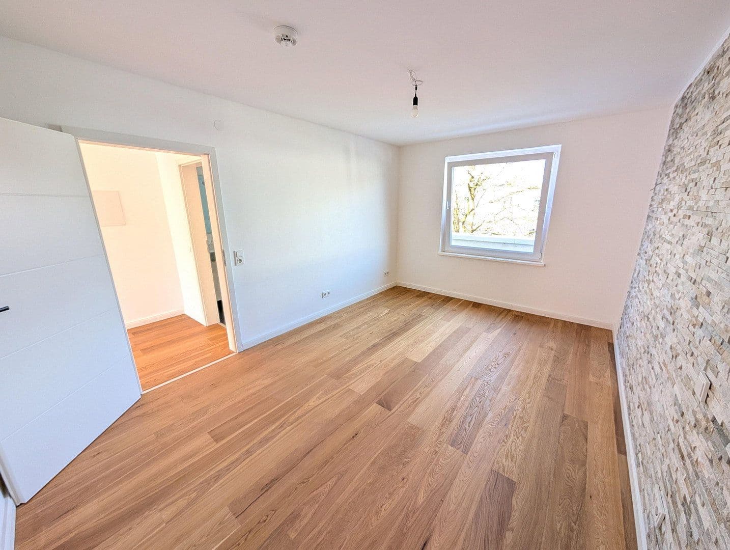 Prodej bytu 3+1 81 m², Saseler Chaussee 4a, Hamburg, Hamburg Prodej bytu 3+1 81 m², Saseler Chaussee 4a, Hamburg, Hamburg