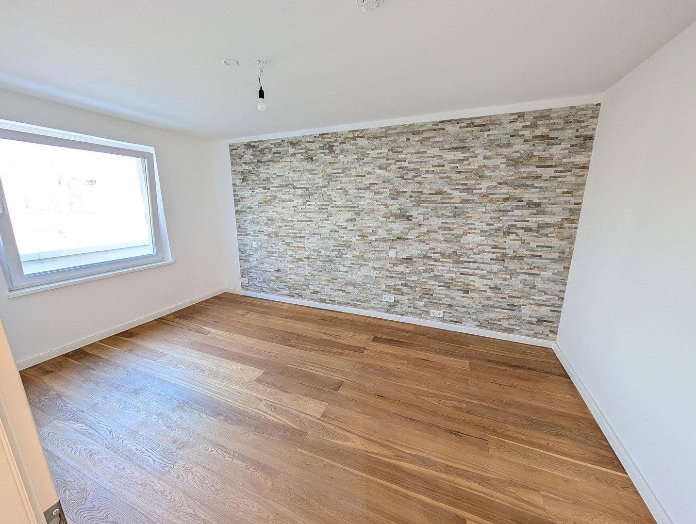 Prodej bytu 3+1 81 m², Saseler Chaussee 4a, Hamburg, Hamburg Prodej bytu 3+1 81 m², Saseler Chaussee 4a, Hamburg, Hamburg