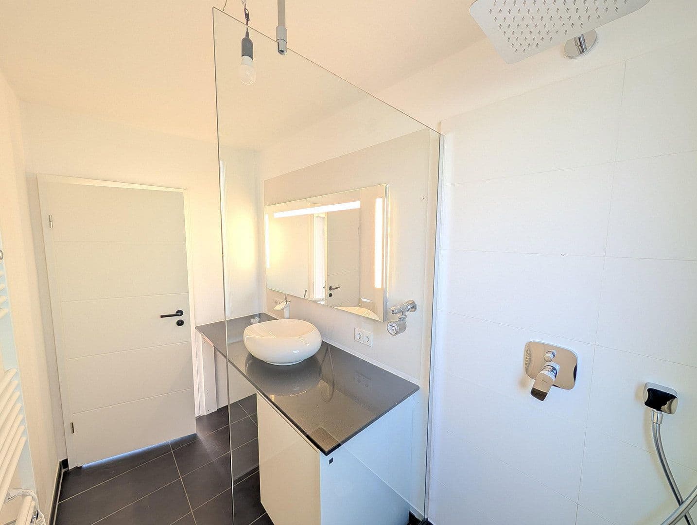 Prodej bytu 3+1 81 m², Saseler Chaussee 4a, Hamburg, Hamburg Prodej bytu 3+1 81 m², Saseler Chaussee 4a, Hamburg, Hamburg