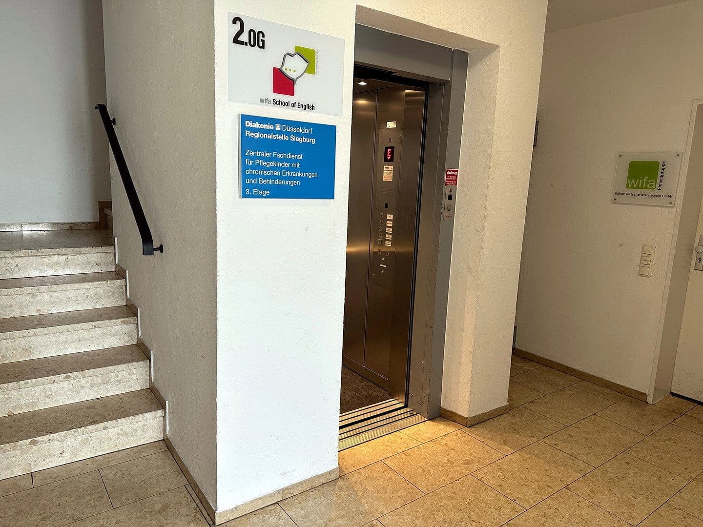 Pronájem bytu 3+1 105 m², Wilhelmstr. 66, Siegburg, Severní Porýní-Vestfálsko Pronájem bytu 3+1 105 m², Wilhelmstr. 66, Siegburg, Severní Porýní-Vestfálsko