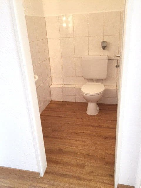 Pronájem bytu 3+1 105 m², Wilhelmstr. 66, Siegburg, Severní Porýní-Vestfálsko Pronájem bytu 3+1 105 m², Wilhelmstr. 66, Siegburg, Severní Porýní-Vestfálsko