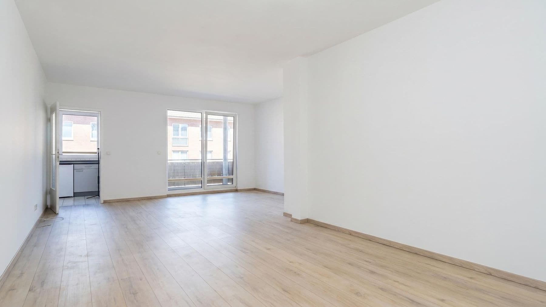 Pronájem bytu 2+1 69 m², Ellerried 26, Schwerin, Mecklenburg-Vorpommern Pronájem bytu 2+1 69 m², Ellerried 26, Schwerin, Mecklenburg-Vorpommern