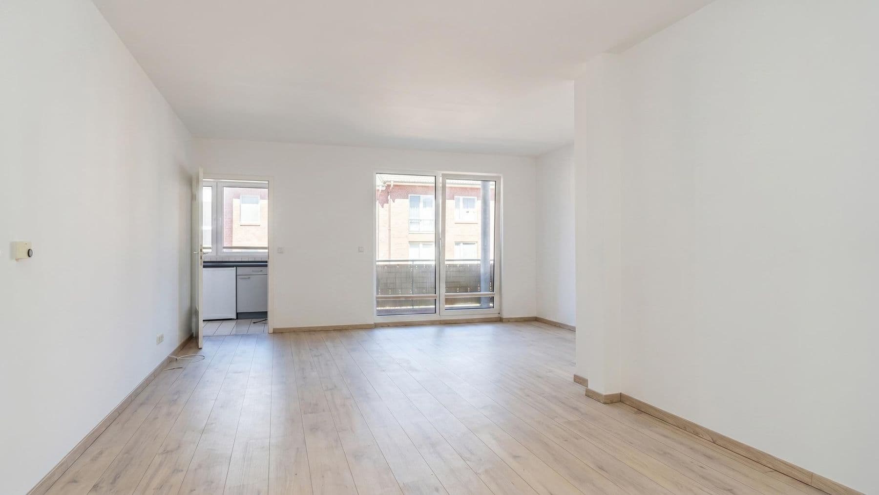 Pronájem bytu 2+1 69 m², Ellerried 26, Schwerin, Mecklenburg-Vorpommern Pronájem bytu 2+1 69 m², Ellerried 26, Schwerin, Mecklenburg-Vorpommern