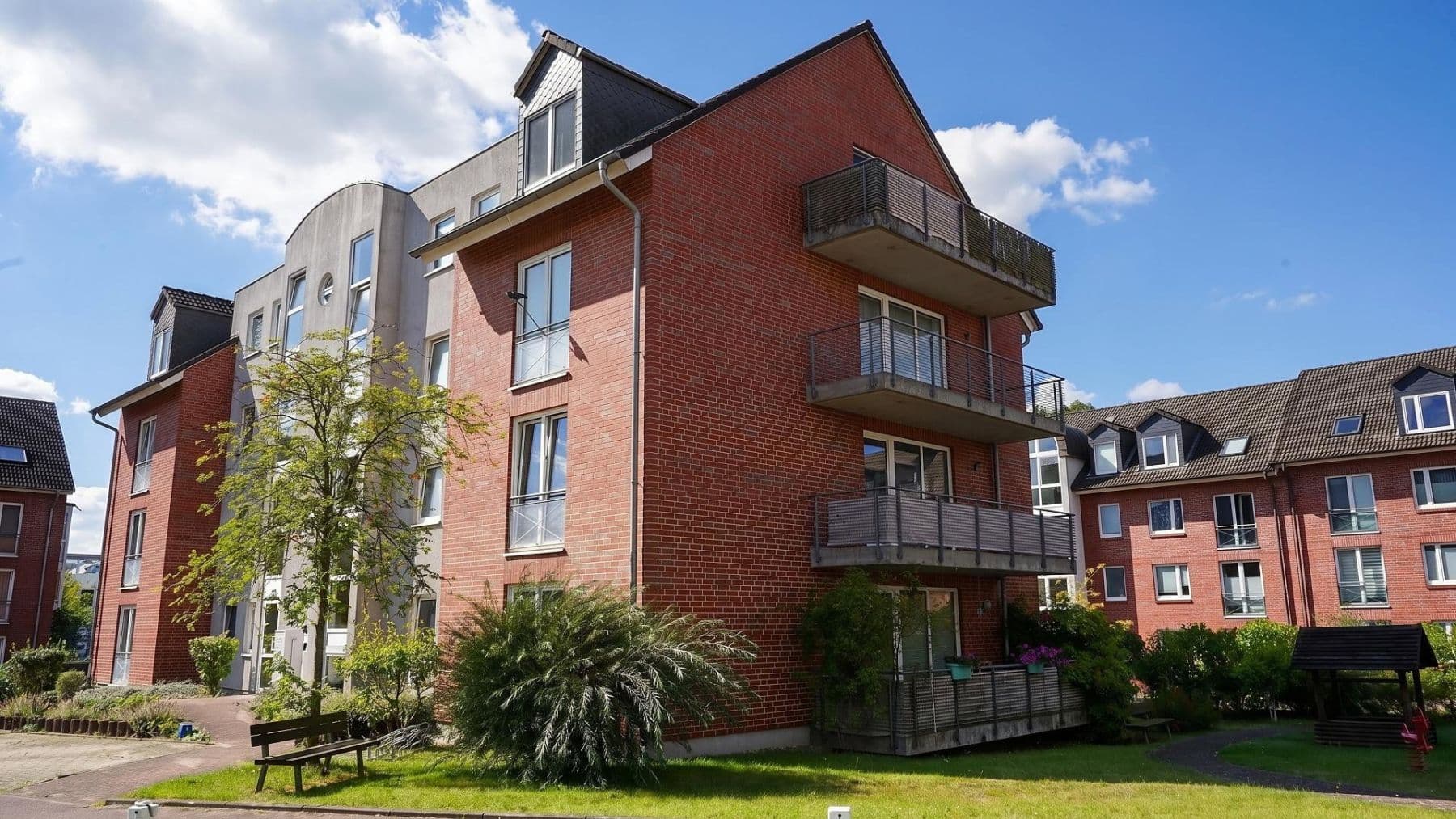 Pronájem bytu 2+1 69 m², Ellerried 26, Schwerin, Mecklenburg-Vorpommern Pronájem bytu 2+1 69 m², Ellerried 26, Schwerin, Mecklenburg-Vorpommern