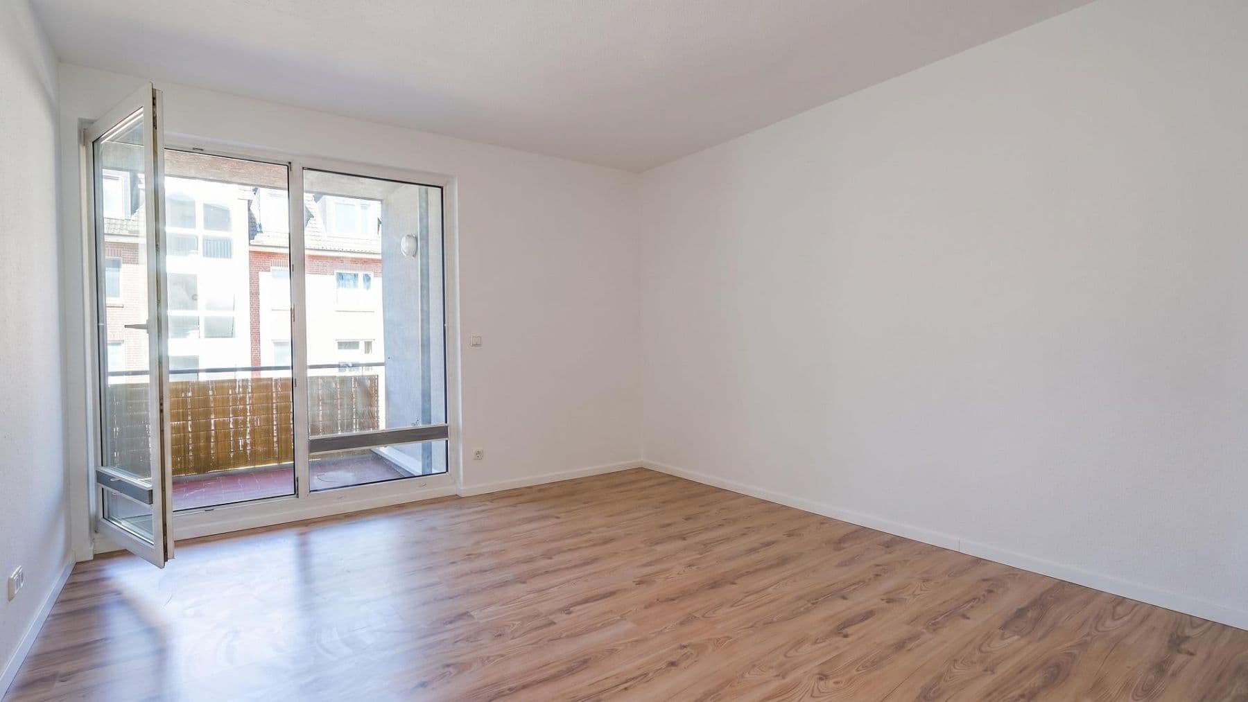 Pronájem bytu 2+1 69 m², Ellerried 26, Schwerin, Mecklenburg-Vorpommern Pronájem bytu 2+1 69 m², Ellerried 26, Schwerin, Mecklenburg-Vorpommern