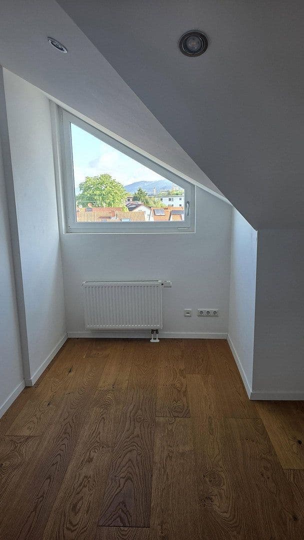 Prodej bytu 6+1 145 m², Brechtelstr. 12, Heidelberg, Bádensko-Württembersko Prodej bytu 6+1 145 m², Brechtelstr. 12, Heidelberg, Bádensko-Württembersko