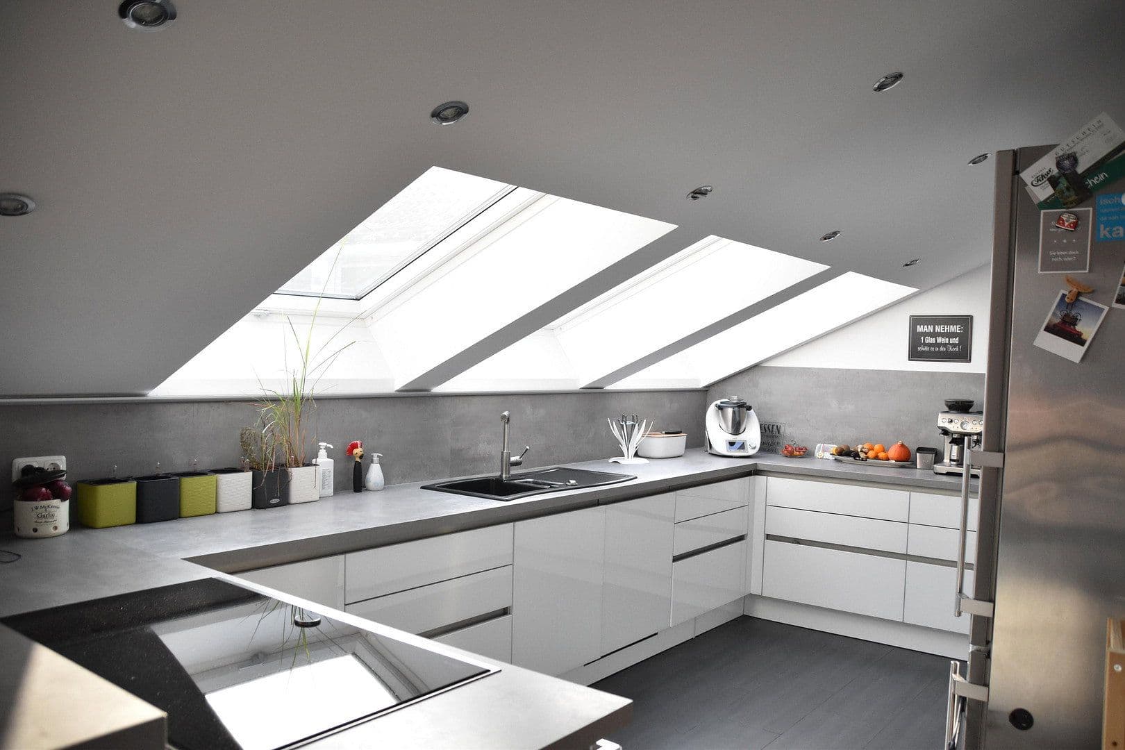 Prodej bytu 6+1 145 m², Brechtelstr. 12, Heidelberg, Bádensko-Württembersko Prodej bytu 6+1 145 m², Brechtelstr. 12, Heidelberg, Bádensko-Württembersko