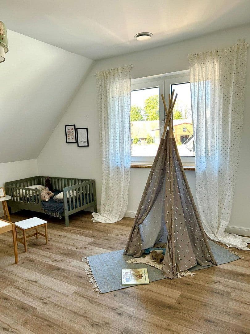 Prodej domu 120 m², pozemek 343 m², Osterende 48, Apen, Dolní Sasko Prodej domu 120 m², pozemek 343 m², Osterende 48, Apen, Dolní Sasko