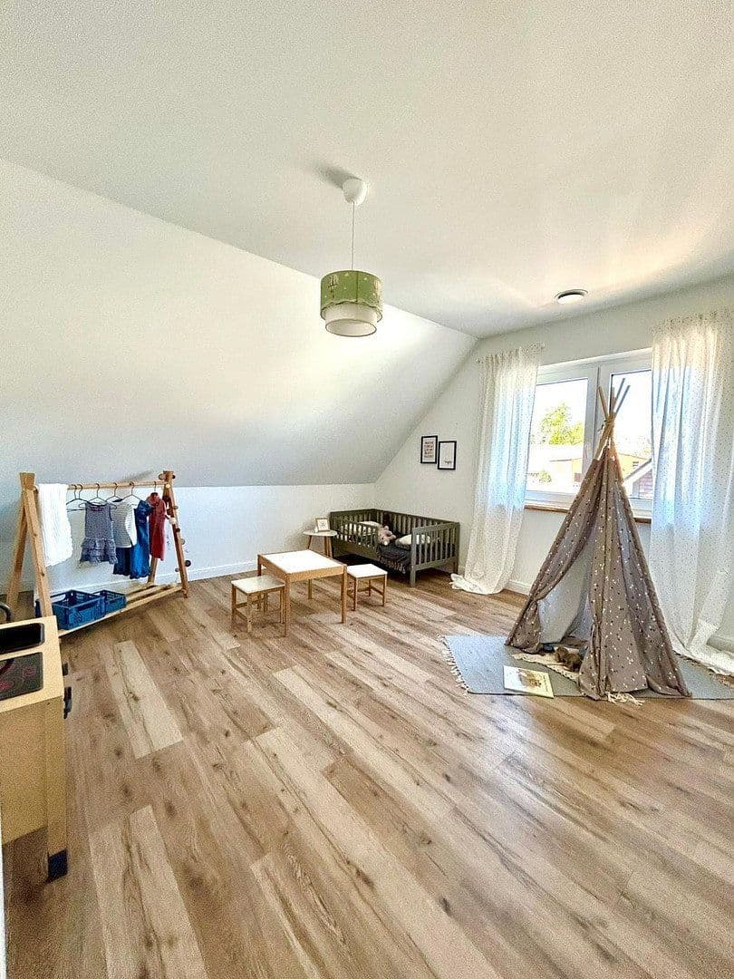 Prodej domu 120 m², pozemek 343 m², Osterende 48, Apen, Dolní Sasko Prodej domu 120 m², pozemek 343 m², Osterende 48, Apen, Dolní Sasko