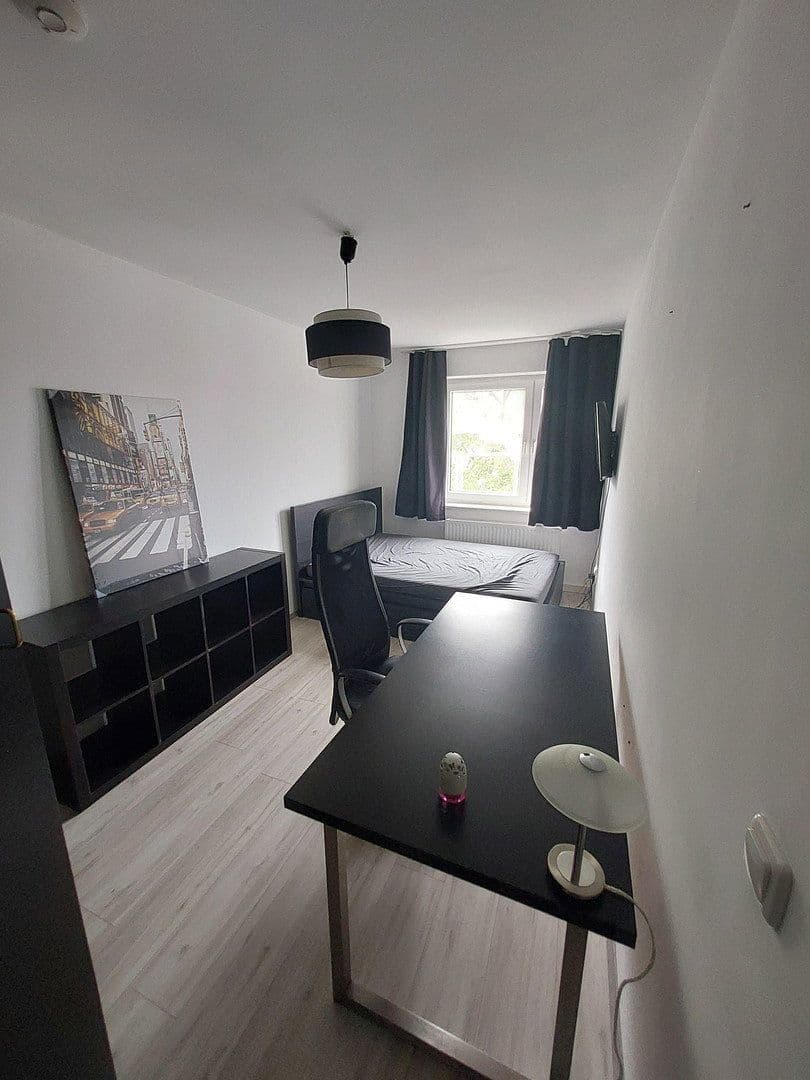 Pronájem bytu 2+1 50 m², Brudermühlstraße, München, Bavorsko Pronájem bytu 2+1 50 m², Brudermühlstraße, München, Bavorsko