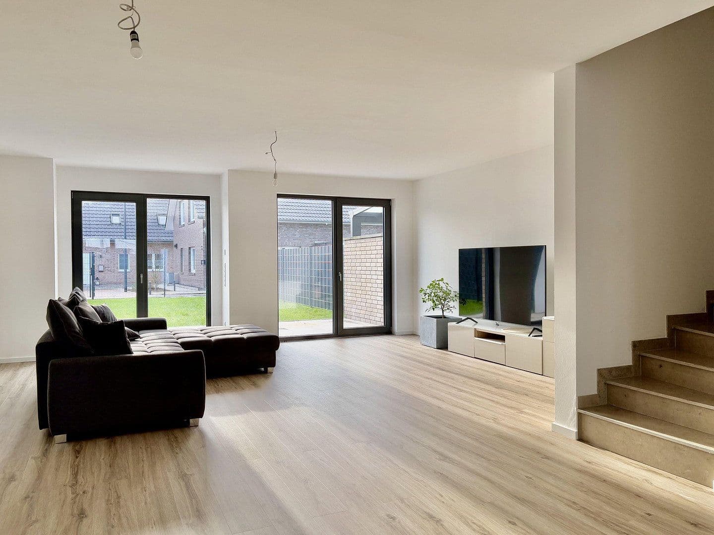 Prodej domu 179 m², pozemek 240 m², Willich, Severní Porýní-Vestfálsko Prodej domu 179 m², pozemek 240 m², Willich, Severní Porýní-Vestfálsko
