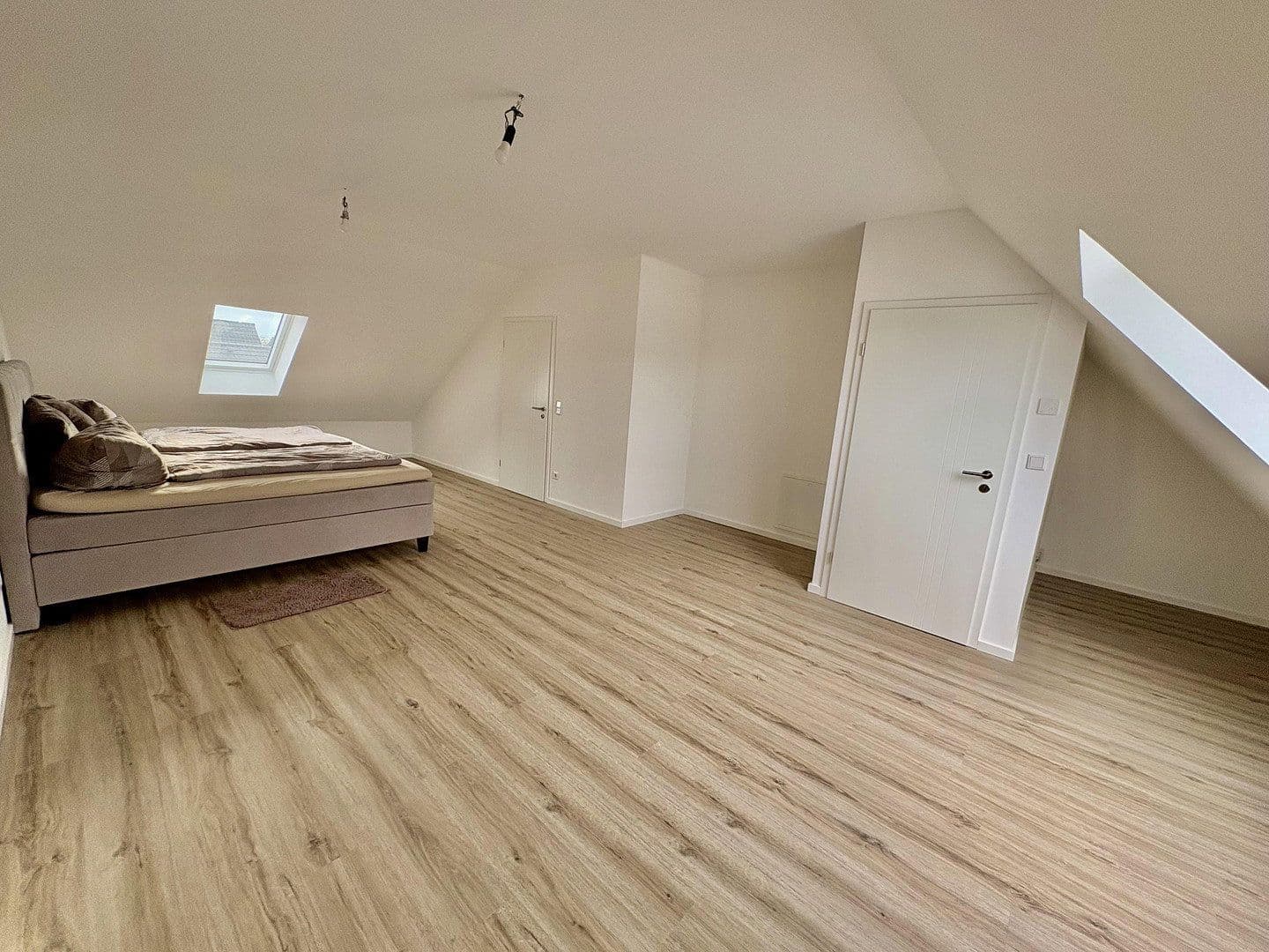 Prodej domu 179 m², pozemek 240 m², Willich, Severní Porýní-Vestfálsko Prodej domu 179 m², pozemek 240 m², Willich, Severní Porýní-Vestfálsko