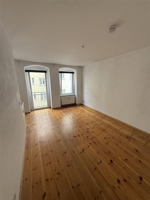 Pronájem bytu 1+1 28 m², Leberstr. 76, Berlin, Berlín Pronájem bytu 1+1 28 m², Leberstr. 76, Berlin, Berlín