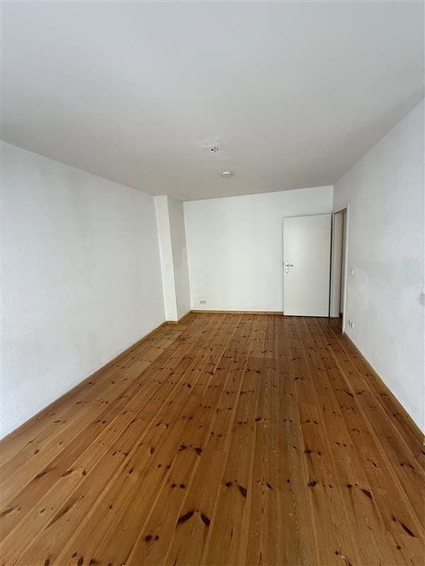 Pronájem bytu 1+1 28 m², Leberstr. 76, Berlin, Berlín Pronájem bytu 1+1 28 m², Leberstr. 76, Berlin, Berlín