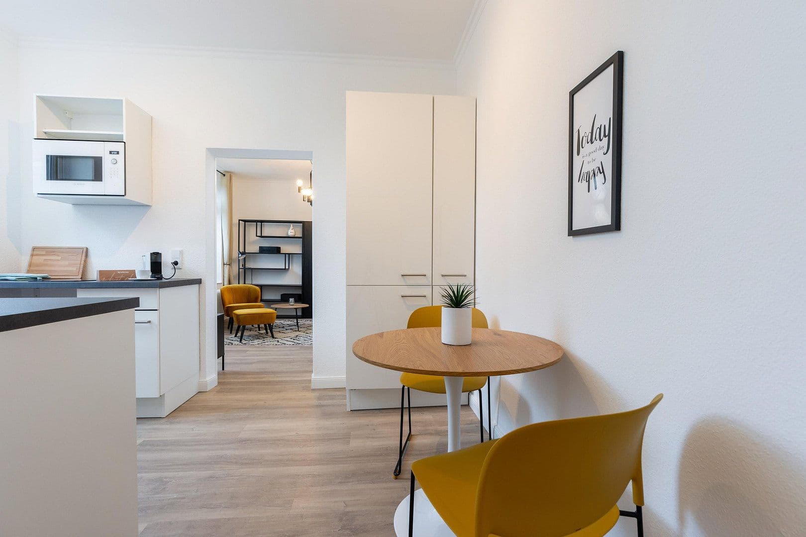 Pronájem bytu 2+1 33 m², Kapellenstr. 43, Cáchy, Severní Porýní-Vestfálsko Pronájem bytu 2+1 33 m², Kapellenstr. 43, Cáchy, Severní Porýní-Vestfálsko