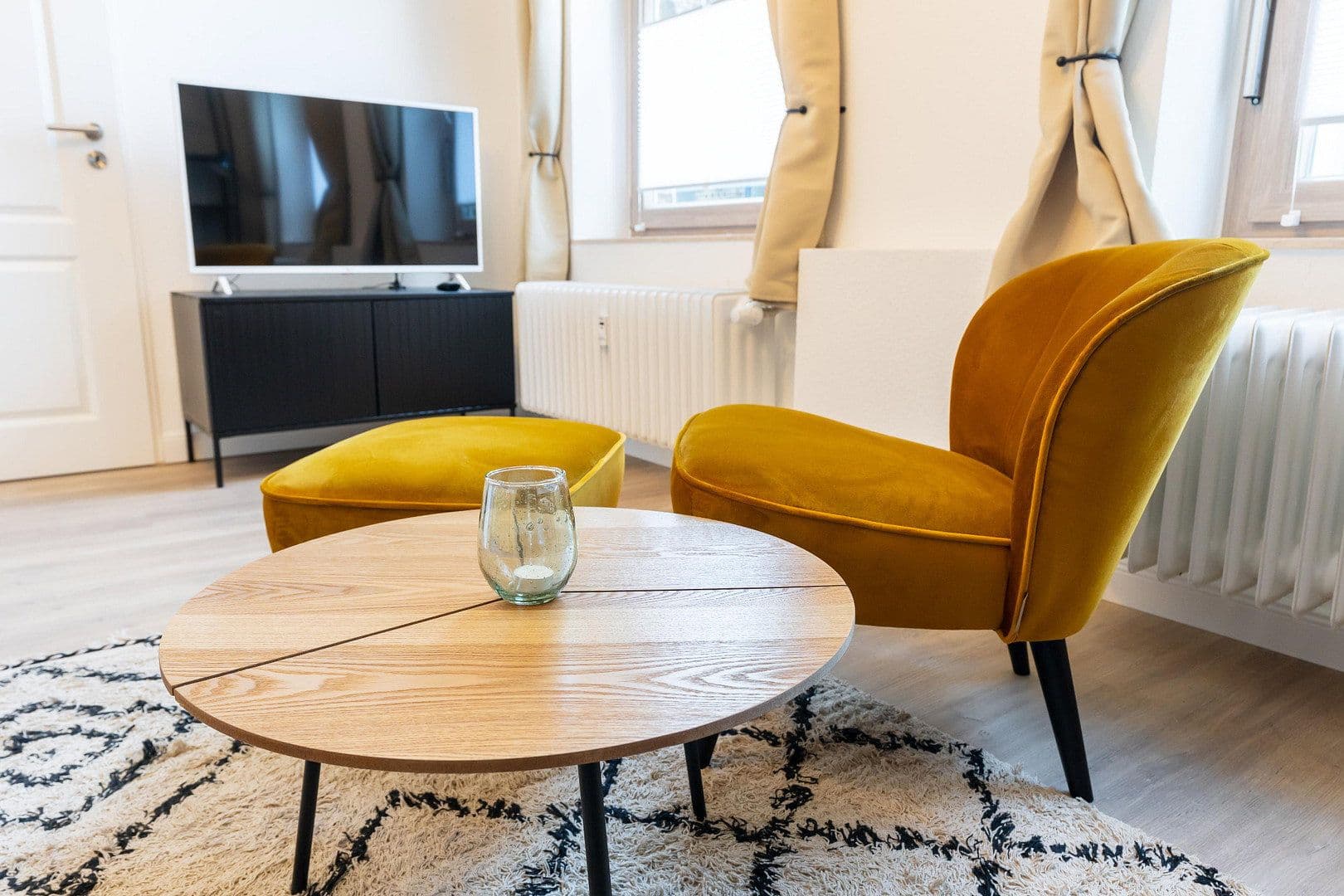 Pronájem bytu 2+1 33 m², Kapellenstr. 43, Cáchy, Severní Porýní-Vestfálsko Pronájem bytu 2+1 33 m², Kapellenstr. 43, Cáchy, Severní Porýní-Vestfálsko