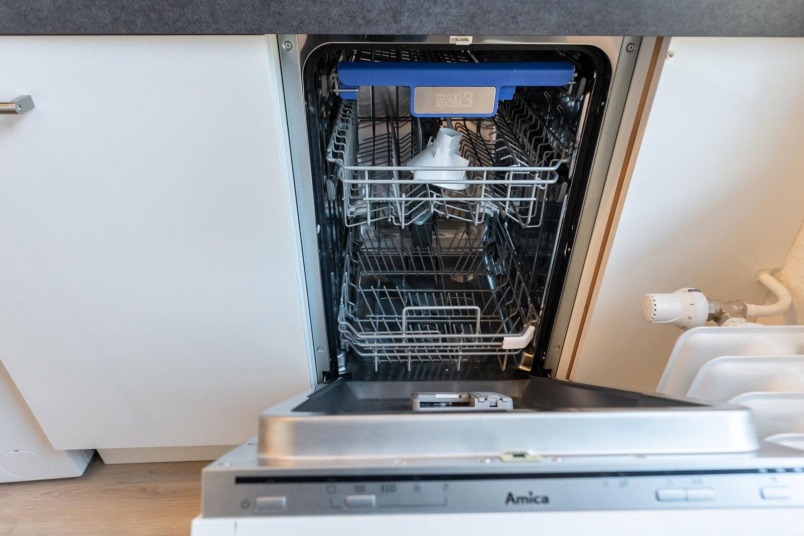 Pronájem bytu 2+1 33 m², Kapellenstr. 43, Cáchy, Severní Porýní-Vestfálsko Pronájem bytu 2+1 33 m², Kapellenstr. 43, Cáchy, Severní Porýní-Vestfálsko