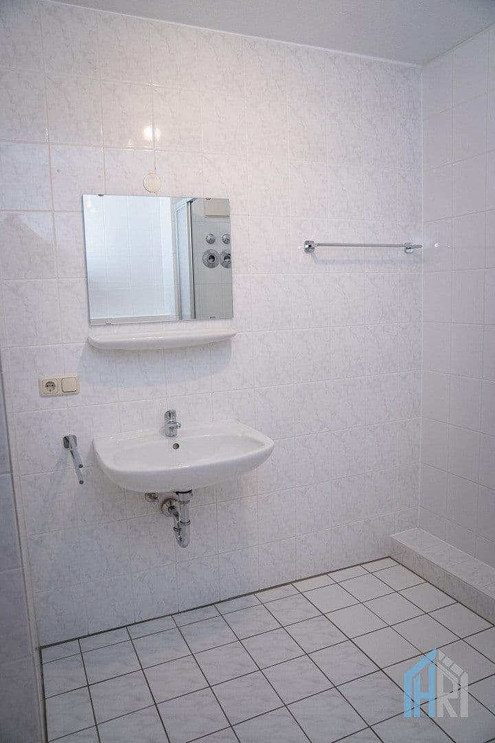 Pronájem bytu 2+1 64 m², Bad Kreuznach, Porýní-Falc Pronájem bytu 2+1 64 m², Bad Kreuznach, Porýní-Falc
